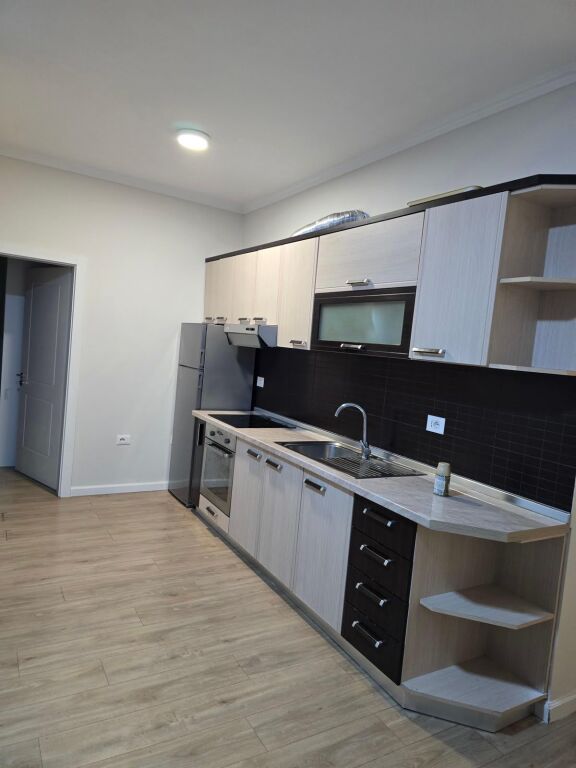 Liqeni i Thate, affittasi appartamento 1+1 completamente arredato!