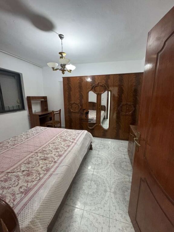 APARTAMENT ME QERA 1+1 VASIL SHANTO 40.000 LEKE FH-81191