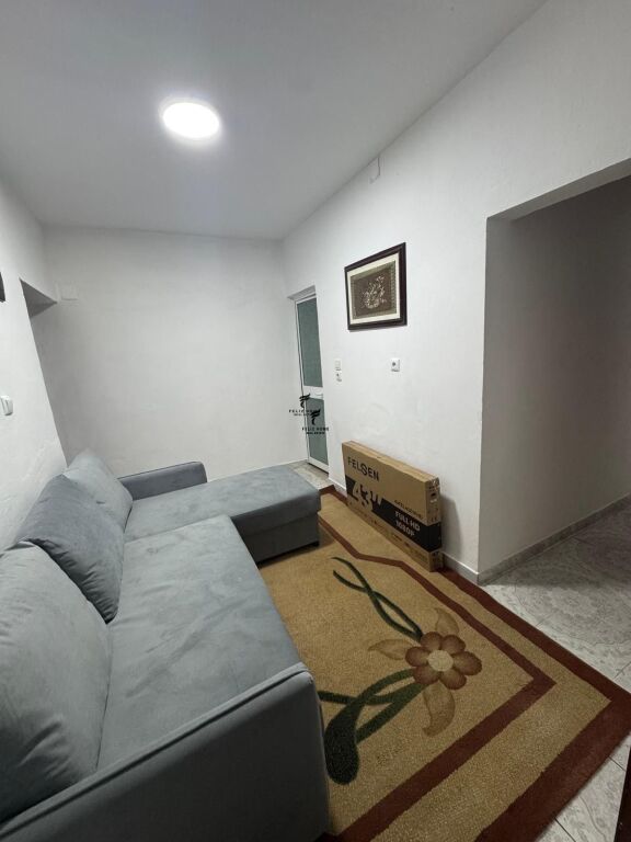 APARTAMENT ME QERA 1+1 VASIL SHANTO 40.000 LEKE FH-81191