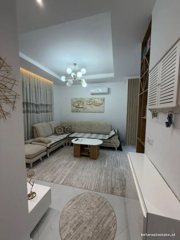 Apartament Me Qera 1+1 tek Bulevardi i Ri (ID B2101778) Tirane