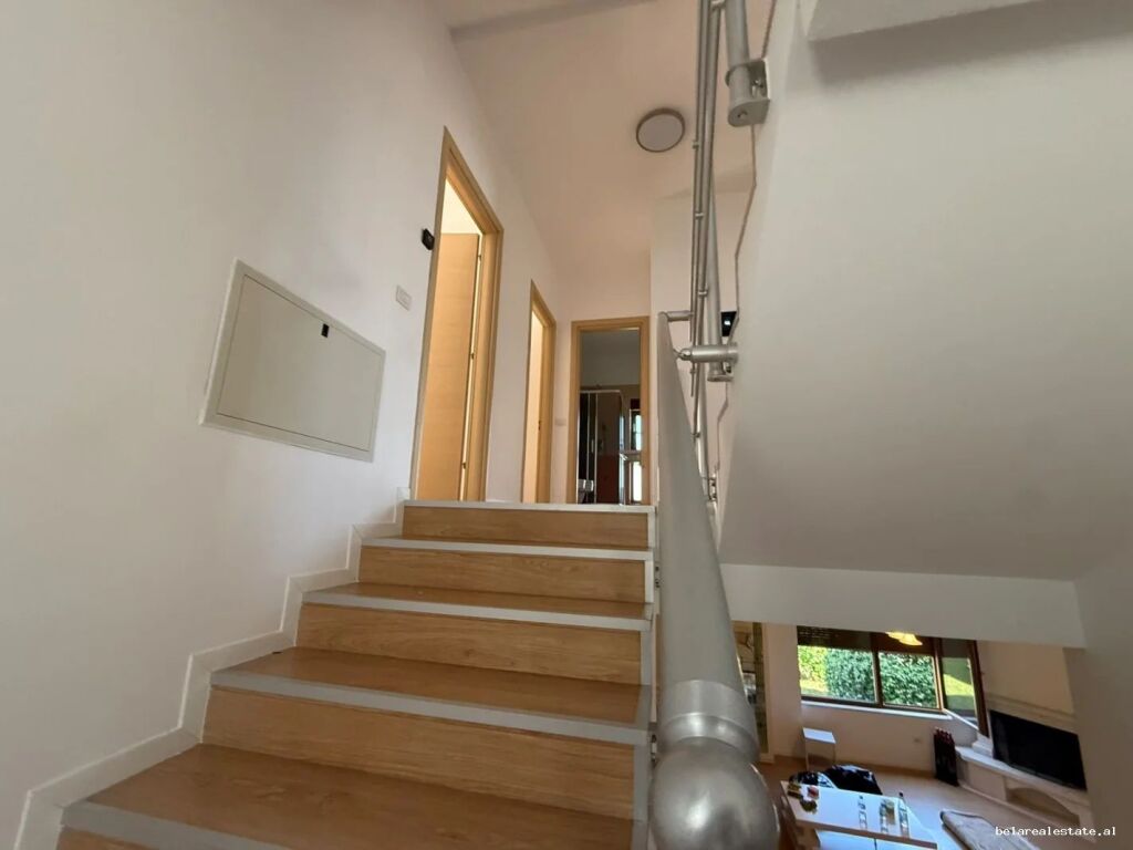 Villa a 3 piani in affitto vicino a Teg (ID BV22644) Tirana