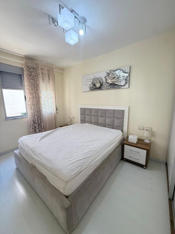 APARTAMENT 1+1 PER QERA TEK LIQENI I THATE
