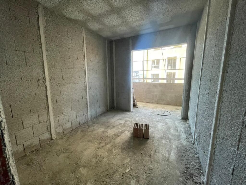 Shitet, Apartament 2+1, ish Fusha e Aviacionit, Tirane. Empire71127