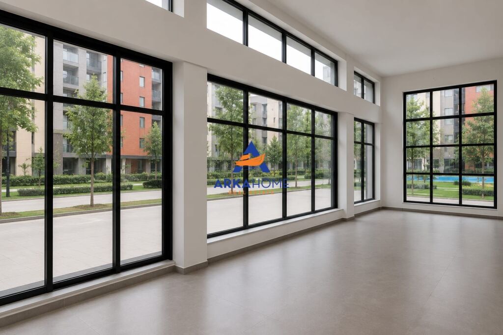 LOCALE COMMERCIALE IN AFFITTO 172M2 "GREEN CITY, ASTIR" 2500 EURO