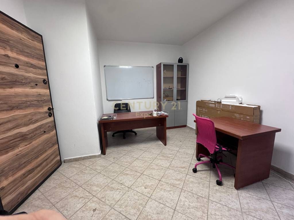 Office for rent in the center of Tirana