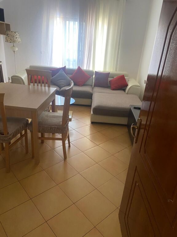 Qera | Apartament 1 + 1 | Don Bosko | 400 €/muaj