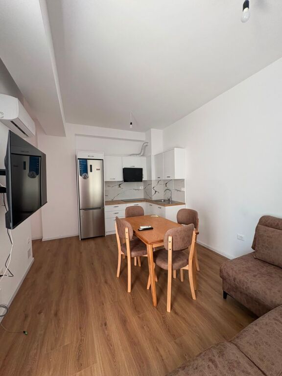 Affitto | Apartament 1 + 1 | Ali Demi | 400 €/mese