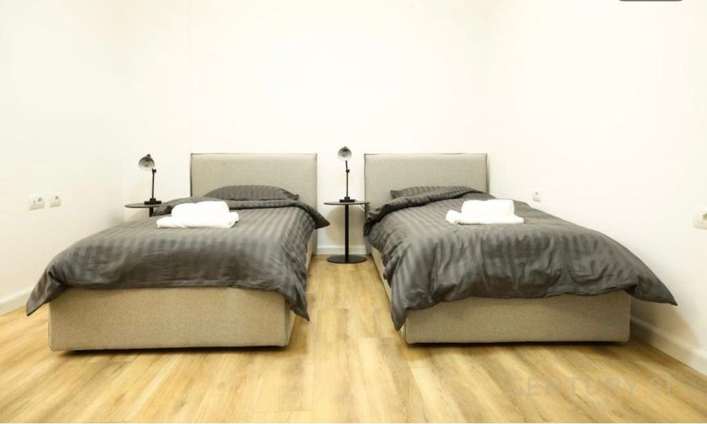 2+1 Apartment for Rent at the Center of Tirana / Kafe Flora