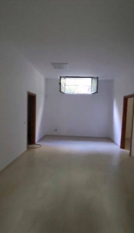 Business premises 230 m² for rent in Kodrën e Diellit