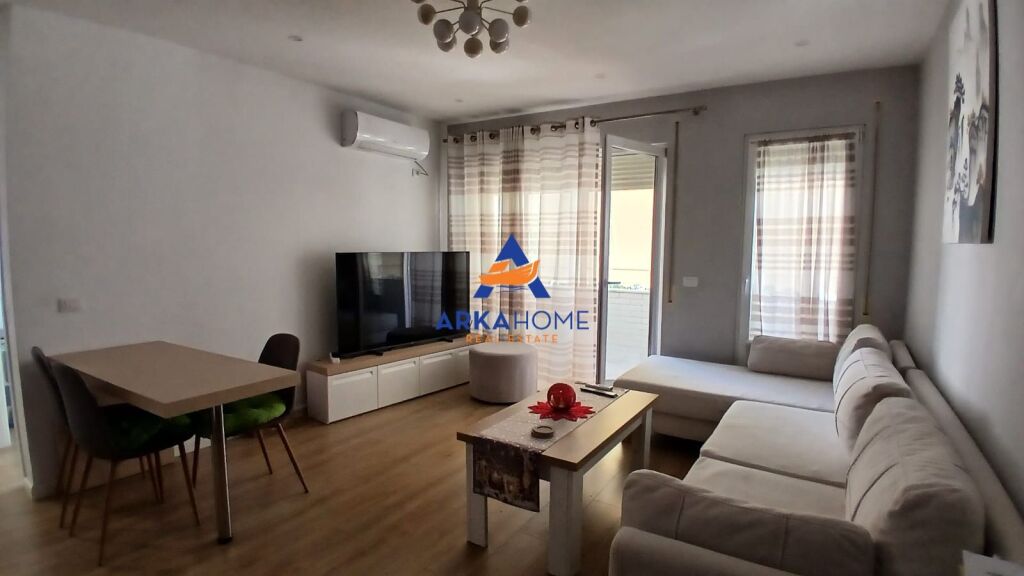 JEPET APARTMENT ME QERA 2+1+BALLKON "LIQENI I THATE" 80.000 LEKE