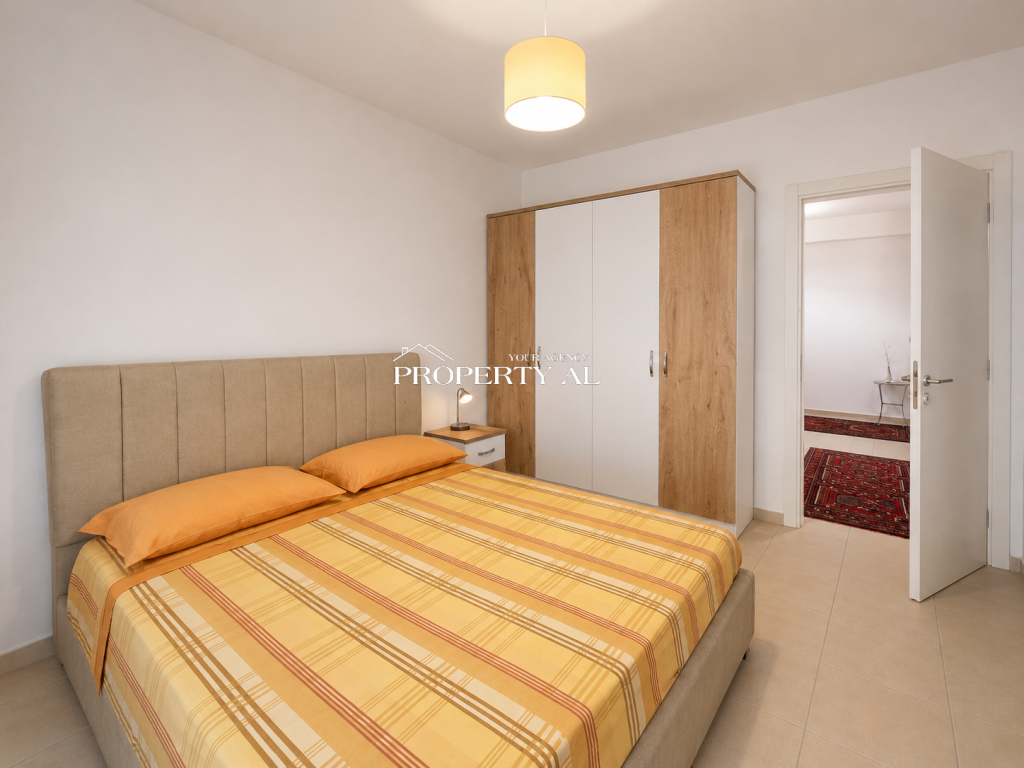 Apartament 1+1 për Shitje në Vlorë – Pamje e Hapur nga Ishulli i Sazanit