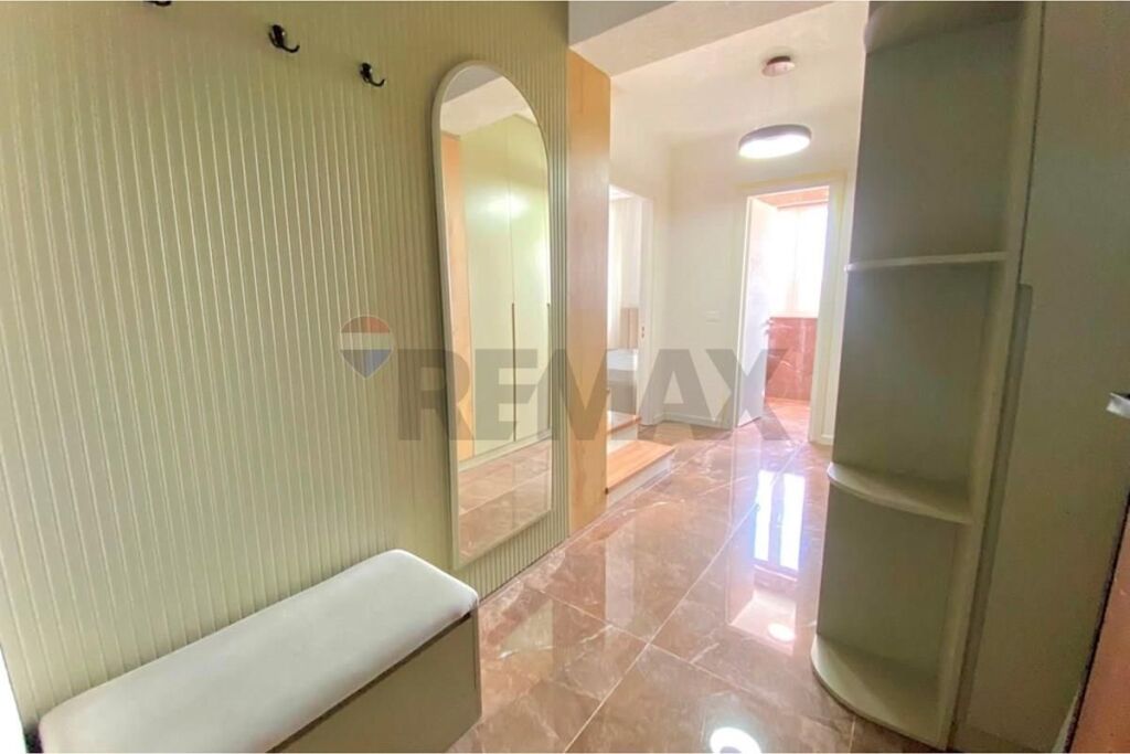 Apartament - Për Qira - Rruga Ali Shefqeti, Tiranë