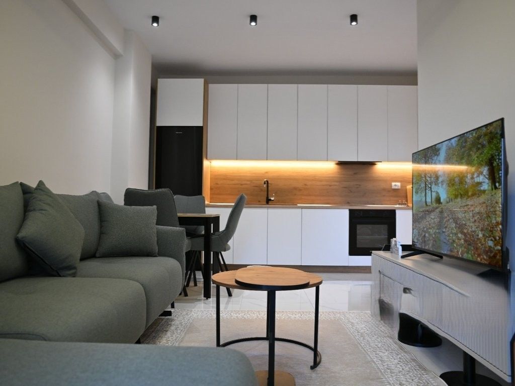 SHITET APARTAMENT 1+1 NE KAMEZ 92,000 €