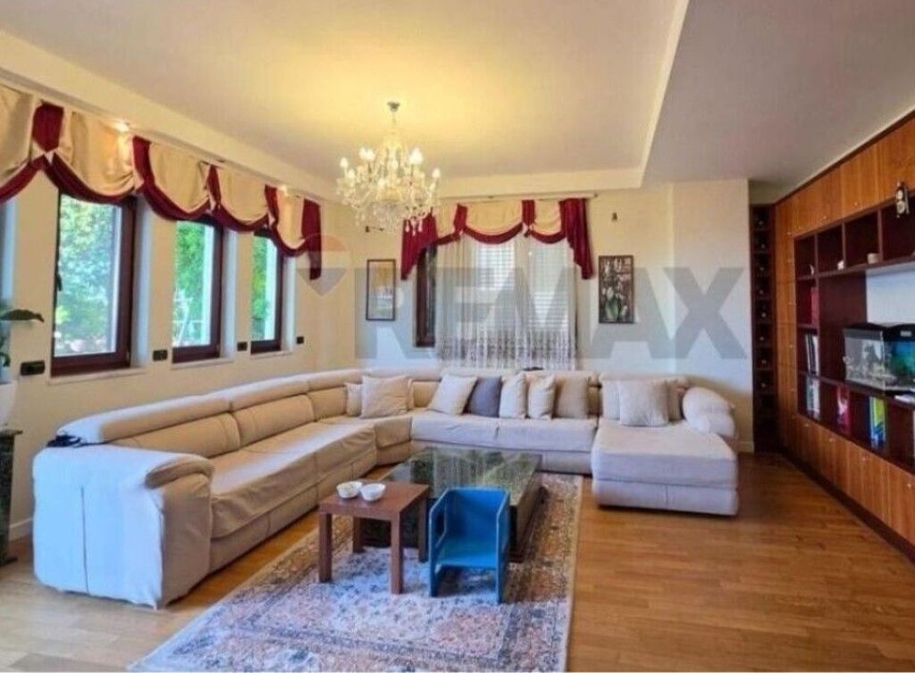 Penthouse - Për Shitje - Rruga Rrapo Hekali, Tiranë(ID: 530191006-1213)