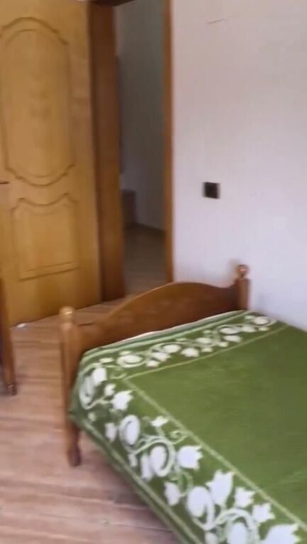Rent | Apartament 1 + 1 | Rruga Reshit Petrela | 400 €/month