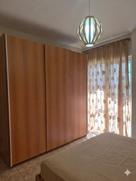Rent | Apartament 1 + 1 | Rruga Shkelqim Fusha | 450 €/month
