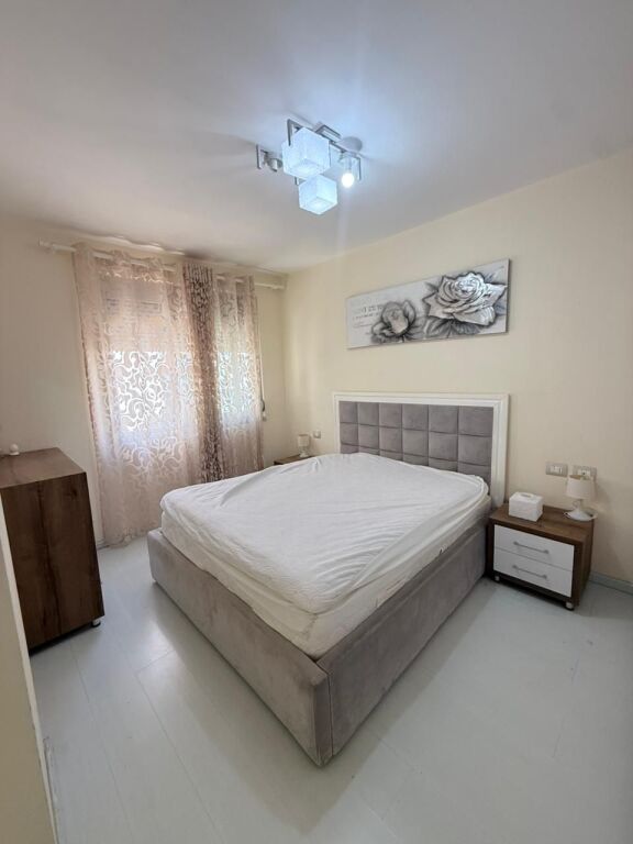 APARTAMENT 1+1 PER QERA TEK LIQENI I THATE