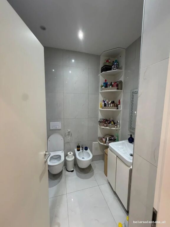 Apartament Me Qera 1+1 tek Bulevardi i Ri (ID B2101778) Tirane