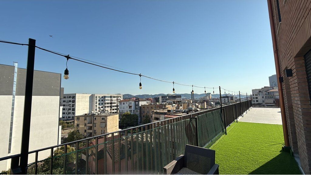 2+1 Penthouse with Veranda for Sale/Exchange in Ali Demi, Tirana - €440,000 | 125 m²