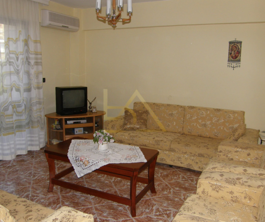 Shitet Apartament – Vollga, Durrës