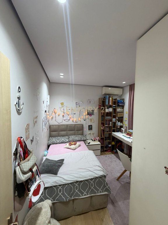 🏡 Apartment 2+1 for Sale in Yzberisht – near Pastiçeri Nela 6!! 180,000 €