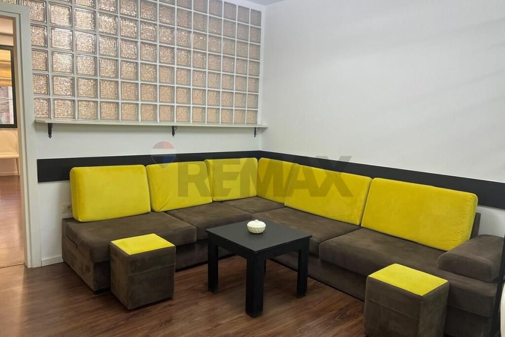 Apartament - Për Qira - Ish Tregu Elektrik, Tiranë