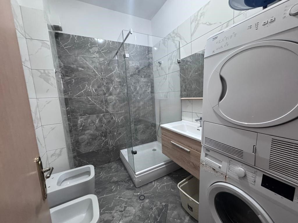 SHESIM APARTAMENT 2+1+2 TEK LIQENI I THATE!