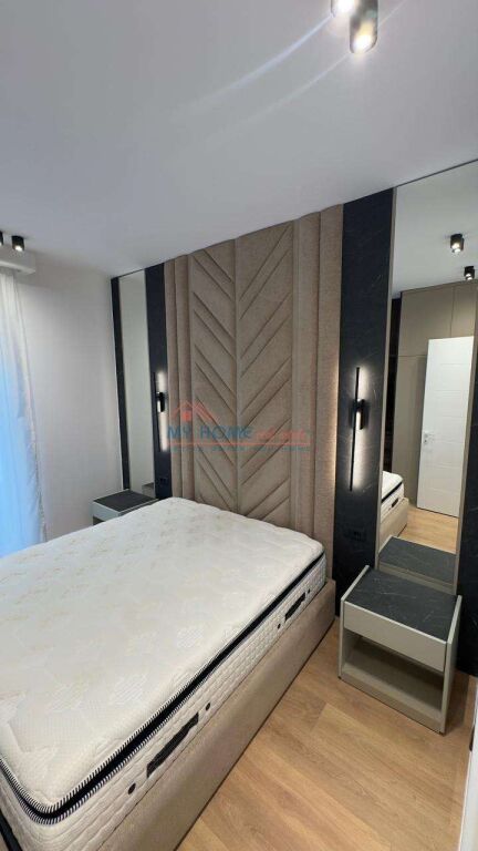 Apartament 1+1+Post Parkimi me Qira ne Porcelan ne Tirane