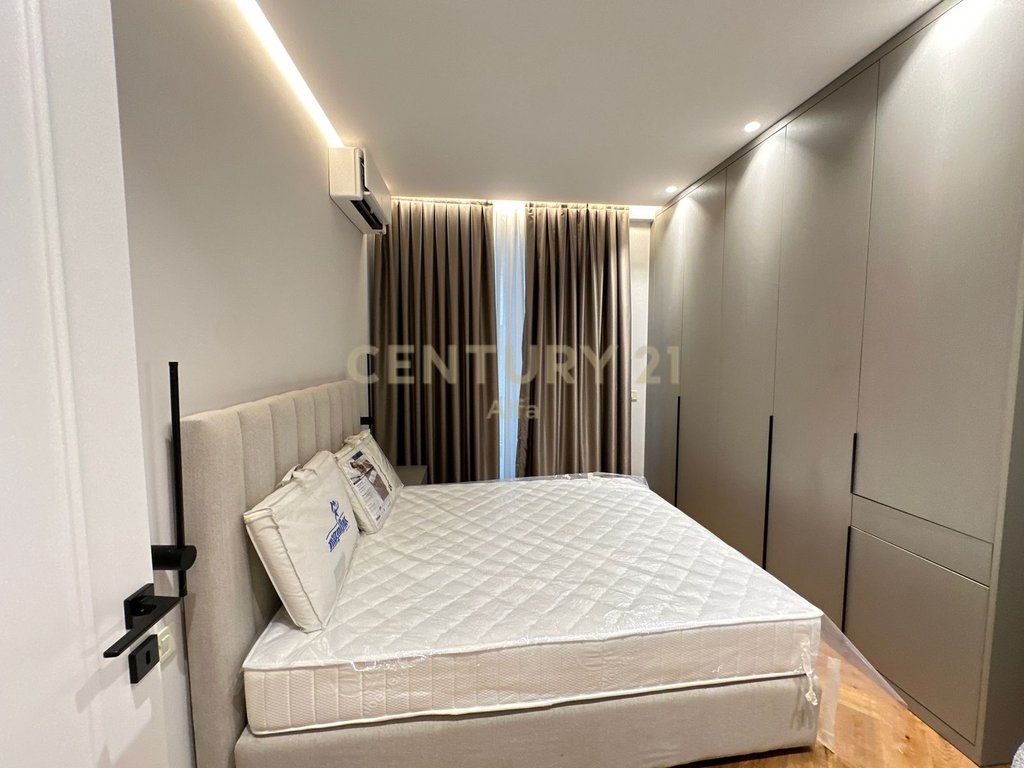 Appartamento di lusso 3+1 in affitto a Golden Residence