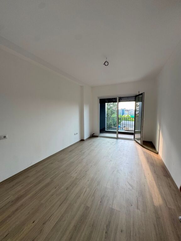 Office space for rent - Henke Residence
