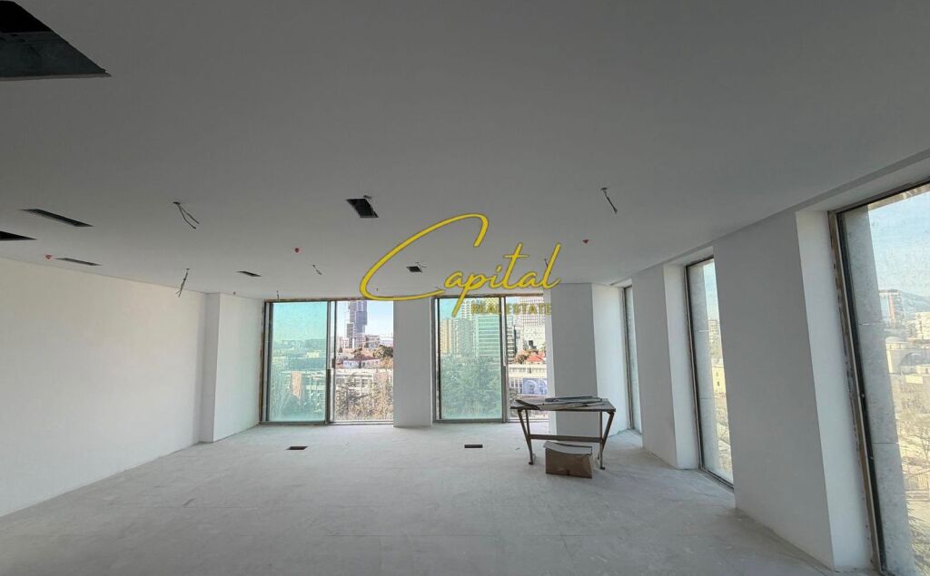 AMBIENT BIZNESI ME QIRA 124 M2 DOWNTOWN ONE 2.500 EURO