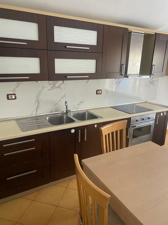 Qera | Apartament 1 + 1 | Don Bosko | 400 €/muaj