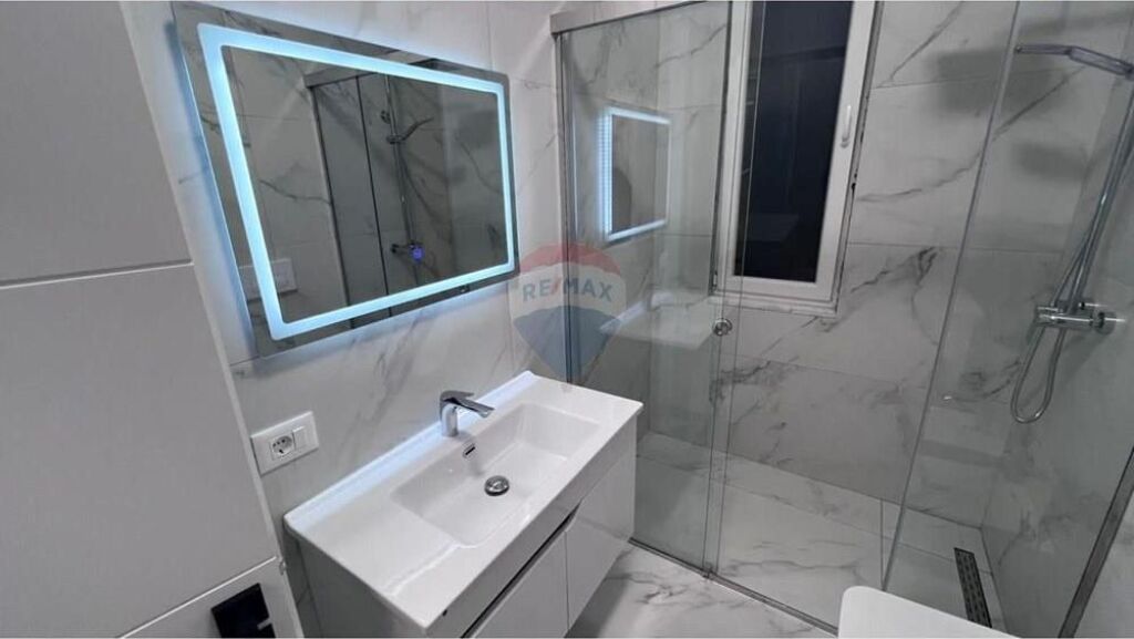 Apartment - For Rent - Block of Villas, Tirana