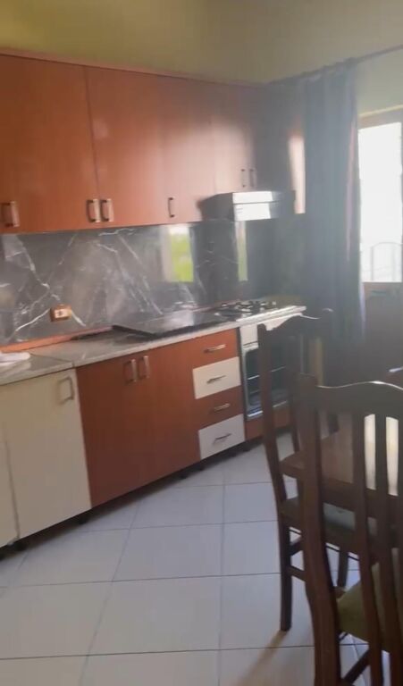 Affitto | Shtëpi private 2 + 1 | Kodra e Priftit | 500 €/mese