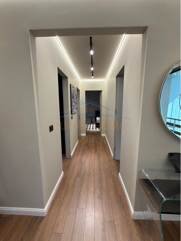 In vendita, Appartamento 3+1+3, Residenza Long Hill, Tirana