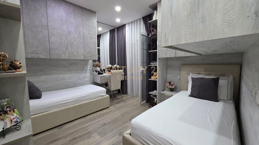 Appartamento 2+1+2 In Vendita a Vlore