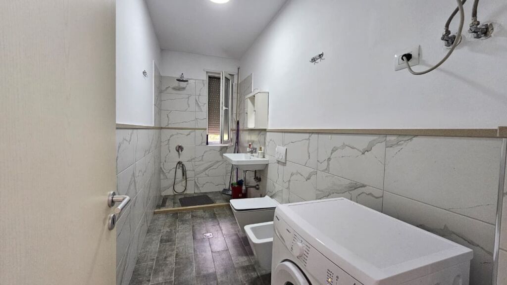 Affittasi appartamento 1+1 presso Kodra e Diellit