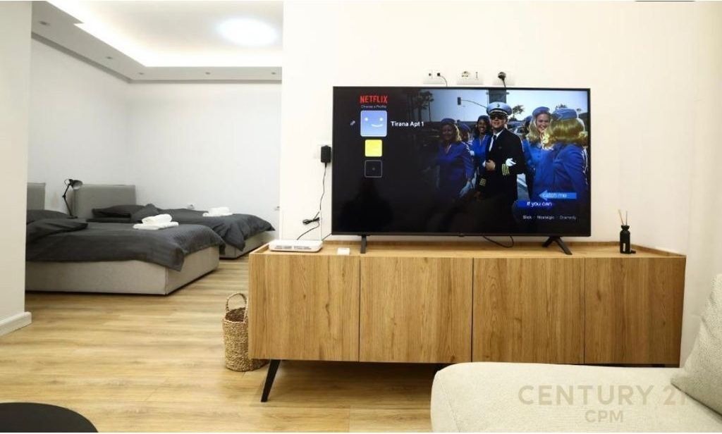 2+1 Apartment for Rent at the Center of Tirana / Kafe Flora