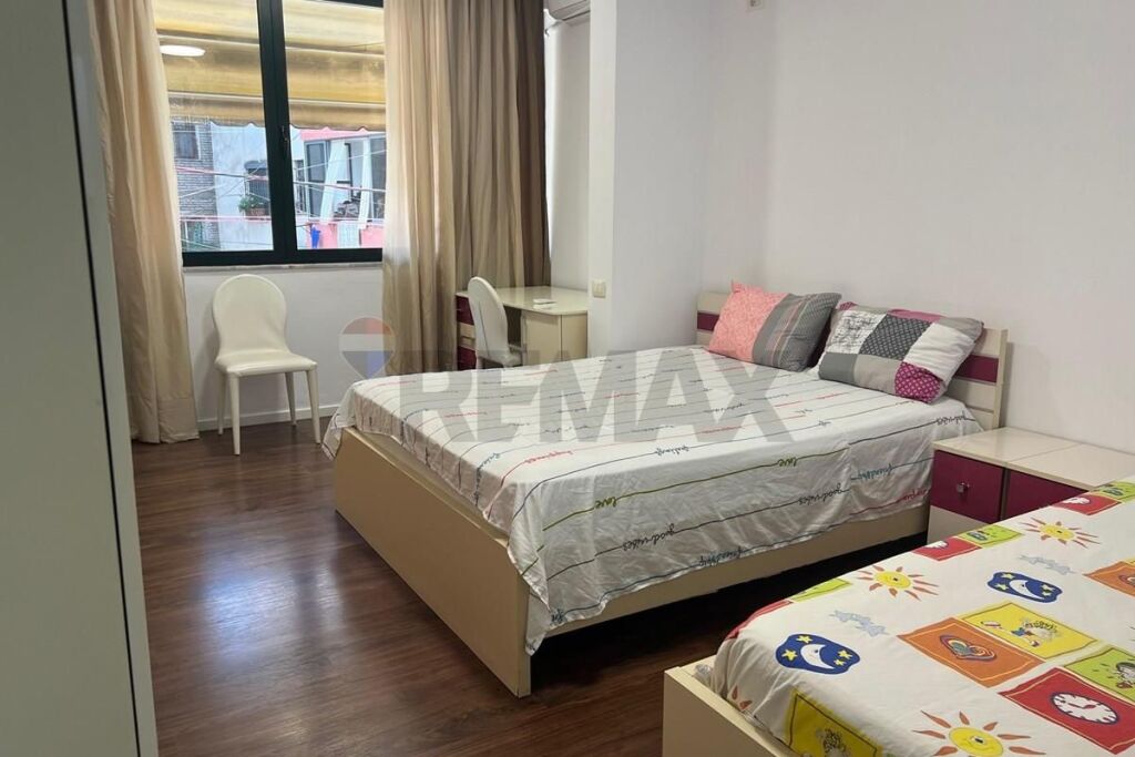 Apartament - Për Qira - Ish Tregu Elektrik, Tiranë