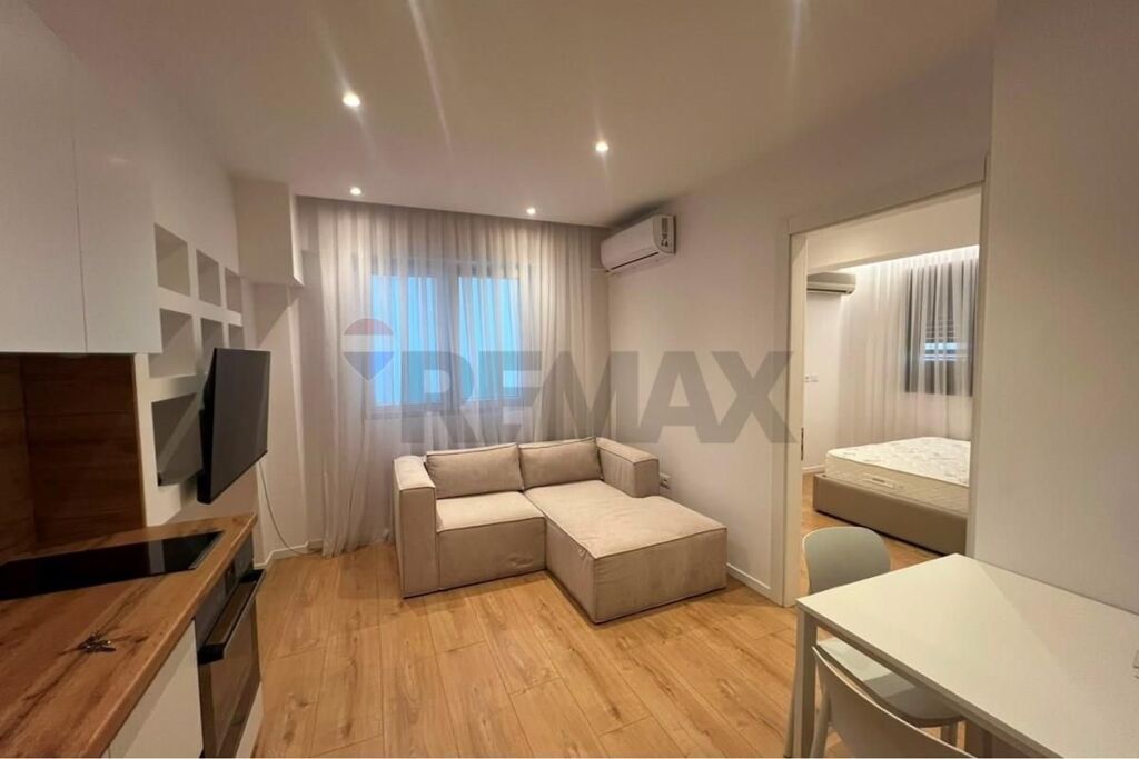 Appartamento - In Affitto - Myslym Shyri, Tirana