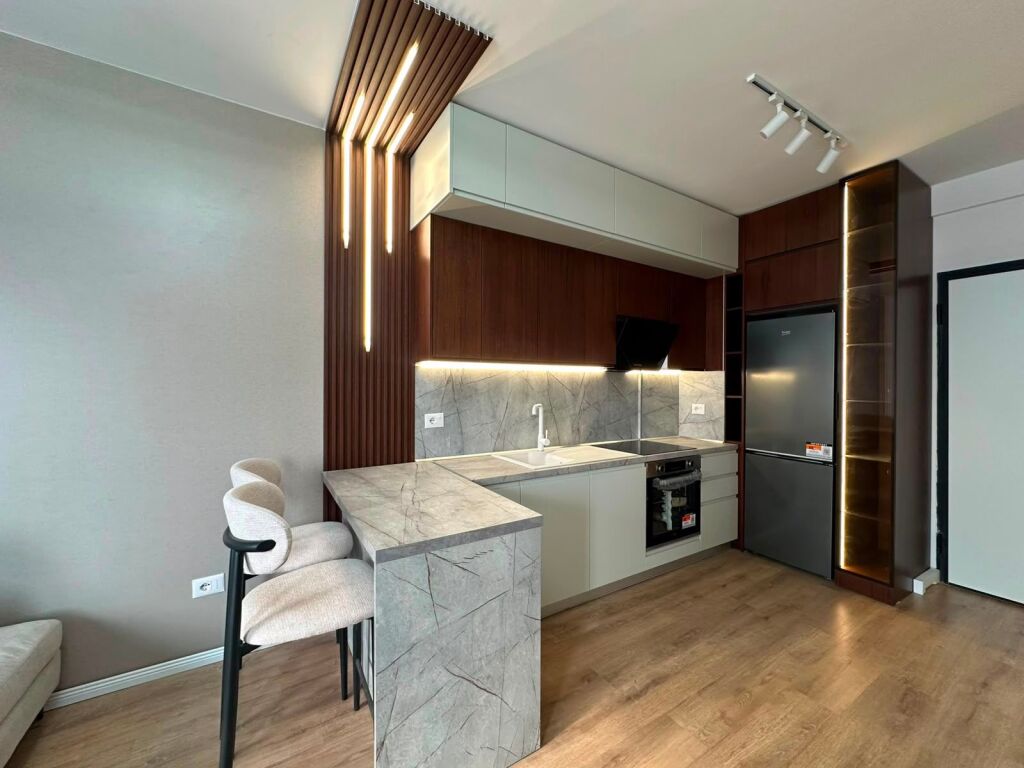 Apartament me qera - Univers City