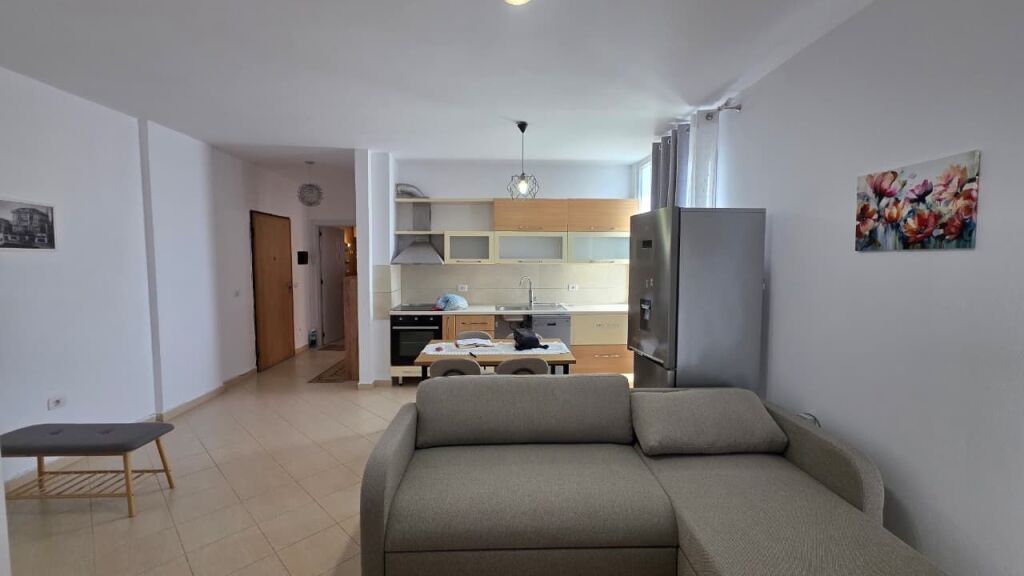 apartment for rent in Komune