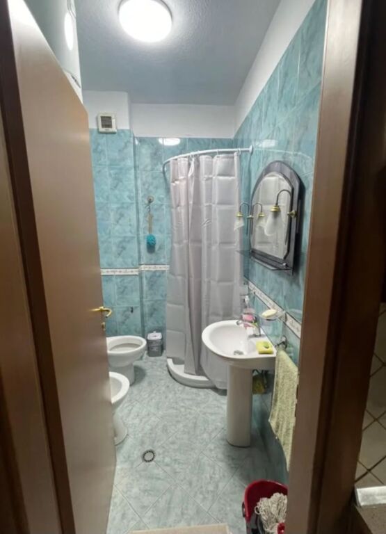 Rruga Fortuzi ap 1+1 qera 518 euro
