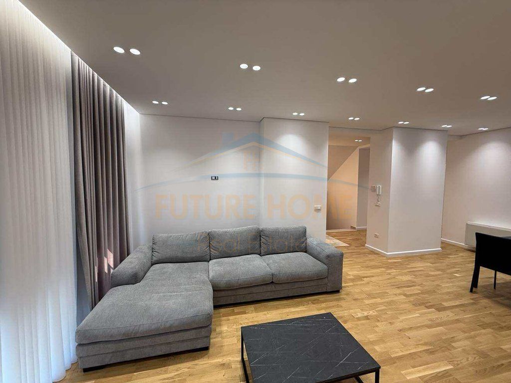 Villa Individuale in Affitto vicino a TEG