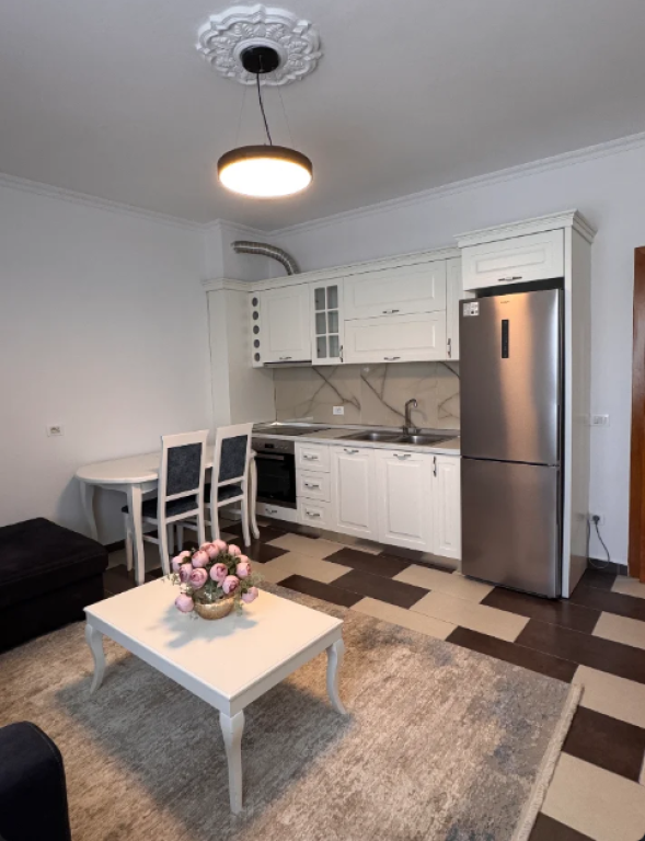Affitto | Apartament 1 + 1 | Fresku | 370 €/mese