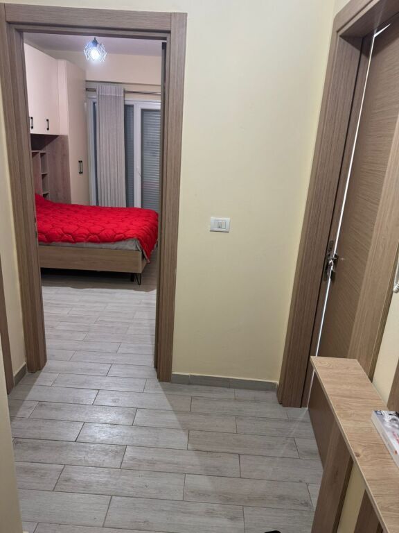 apartament me qira tek Tregu Elektrik