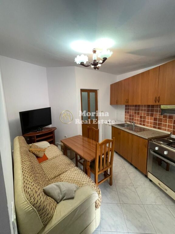 Qera | Apartament 1 + 1 | Komuna E Parisit | 300 €/muaj