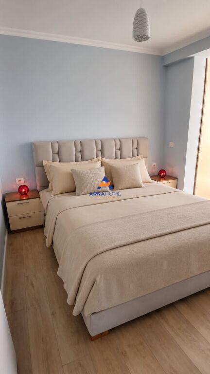 JEPET APARTMENT ME QERA 2+1+BALLKON "LIQENI I THATE" 80.000 LEKE