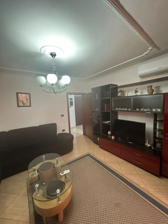 Affitto | Apartament 2 + 1 | Pediatria| 450 €/mese