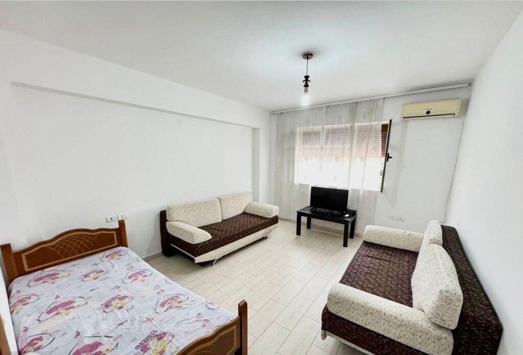 Apartament 2+1, Kthesa e Kamzes!